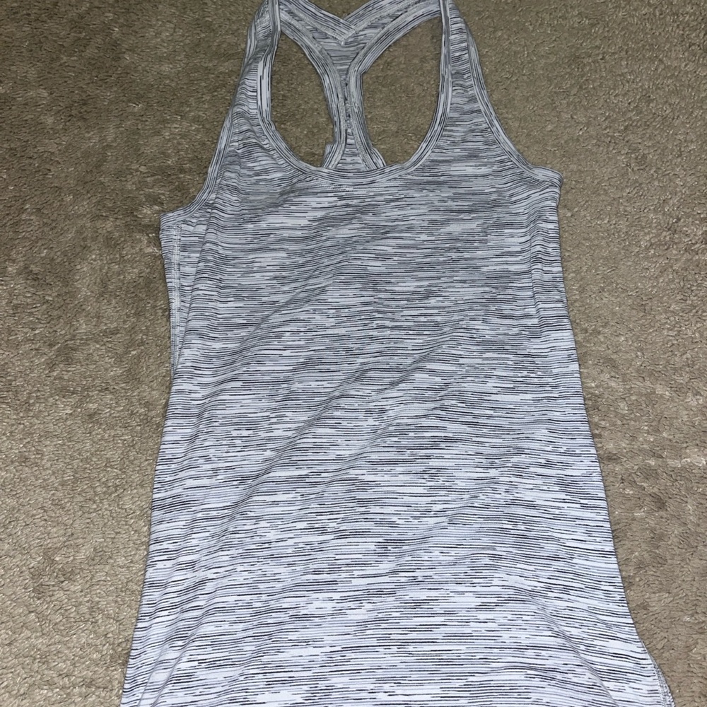 Gray lululemon tank top size 2